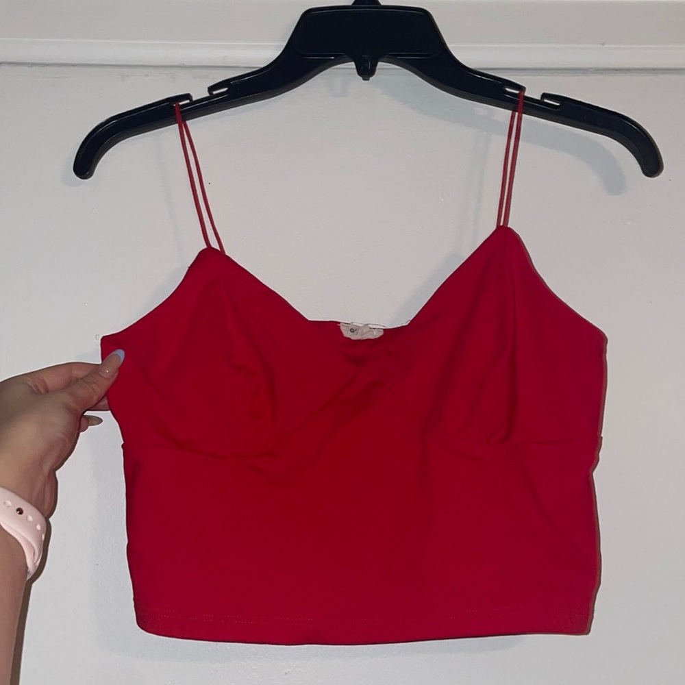 RED GARAGE TOP